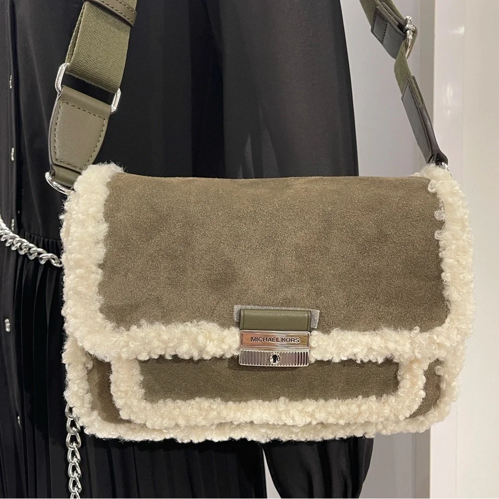 MICHAEL KORS Bradshaw Medium Suede and Faux Shearling Messenger Bag
Olive 
NWT - Picture 12 of 16